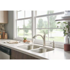 Moen Camerist 1-Handle Low Arc Pullout Kitchen Faucet, Spot Resist Stainless -Whole House Kitchenware 89d194be0d80e689 7457 w800 h800 b0 p0