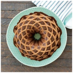 Nordic Ware Gold Aluminum 10 Cup Jubilee Bundt Pan 10 Nordic Ware Gold Aluminum 10 Cup Jubilee Bundt Pan -Whole House Kitchenware c091d23409370195 1245 w800 h800 b0 p0
