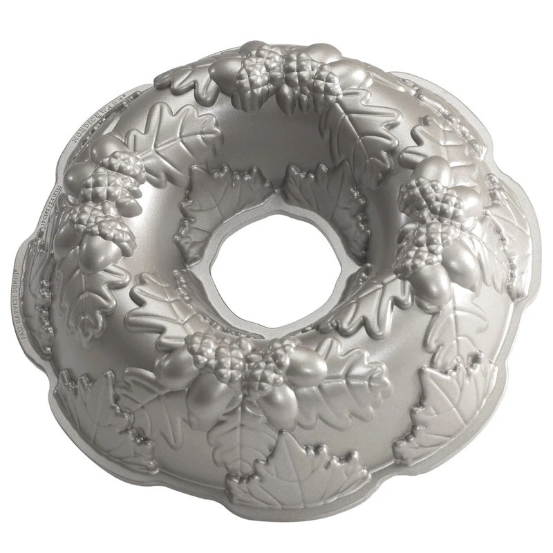 Nordic Ware Platinum Bakeware Autumn Wreath Bundt Cake Pan 3 Nordic Ware Platinum Bakeware Autumn Wreath Bundt Cake Pan