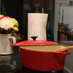 Chasseur 7.1-quart French Enameled Cast Iron Round Dutch Oven, Red -Whole House Kitchenware f0e1c70f0ba4fa46 8661 w800 h800 b0 p0