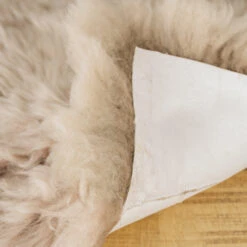 100% New Zealand Sheepskin Chair Seat Cover, 17"x17", Taupe -Whole House Kitchenware f8a1e01e0cd59122 4960 w800 h800 b0 p0