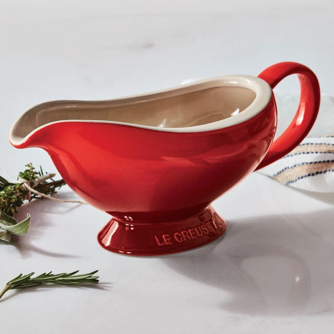 Le Creuset Heritage Gravy Boat 3 Le Creuset Heritage Gravy Boat