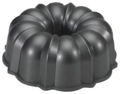Nordic Ware Pro Cast Original Bundt Pan, 12 Cup