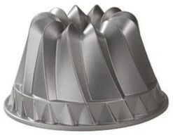 Nordic Ware Platinum Bakeware Kugelhopf Bundt Cake Pan