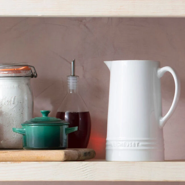 Le Creuset Pitcher 6 Le Creuset Pitcher - Image 4